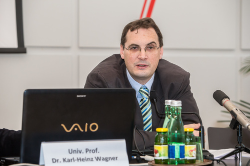 Foto: Univ. Prof. Mag. Dr. Karl-Heinz Wagner, stv. Leiter des Departments für Ernährungswissenschaften der Universität Wien