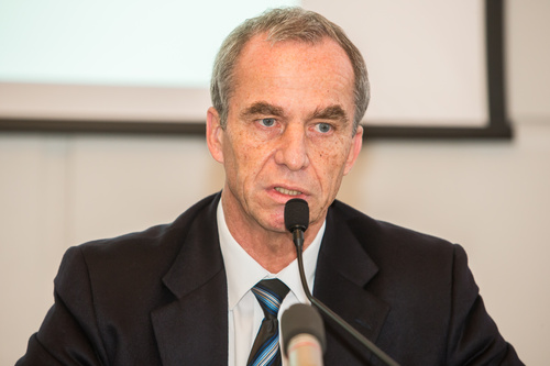 Foto: Univ. Prof. DI Dr. Peter Lukas, Präsident des Dachverbandes onkologisch tätiger Fachgesellschaften Österreichs (DONKO)
