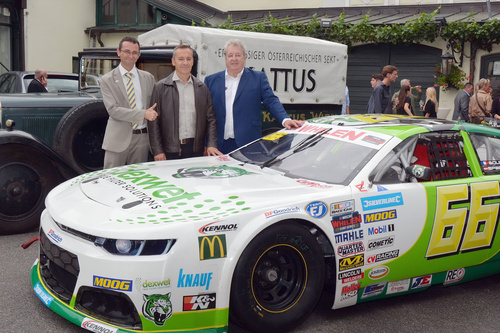 Der austro-amerikanische Filterhersteller Dexwet International AG hat sein neues NASCAR-Werksteam Dexwet DF1 Racing in der Sektkellerei Kattus präsentiert. CEO Clemens Sparowitz kündigte i.d.Z. an, mit dem Unternehmen bis 2019 an die US-Börse NASDAQ zu gehen.