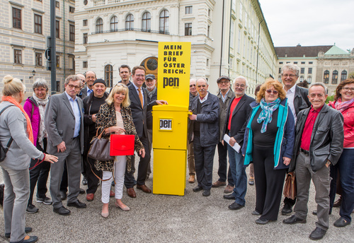 Der Österreischische PEN-Club und die Post AG haben am Donnerstag in Wien eine 