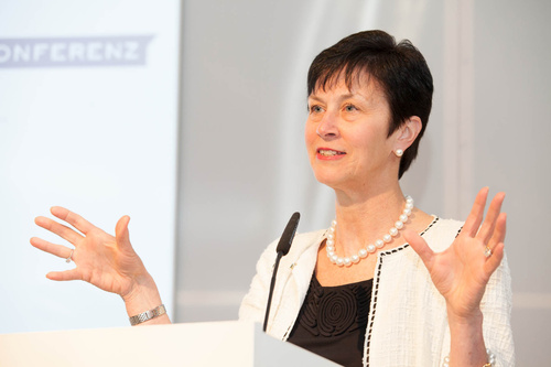 Karen Peetz (Key Note Speaker), Präsidentin BNY Mellon