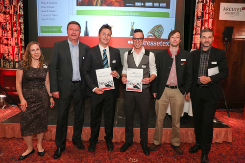 Die Best of Social Media Awards 2013 wurden am 26. Juni auf der Social Media Convention in Wien vergeben. Im Bild:  Award-Nominierte Michael Schruef, Rainer Neuwirth und Thomas Poscher (myproduct.at) mit Maren Fick, Anton Jenzer (DMVÖ) und Robert Hanke (PRVA).