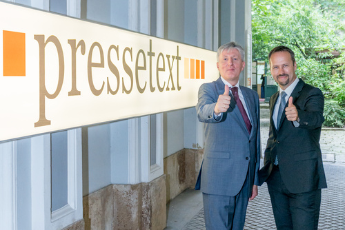 Foto vlnr.: Dr. Franz Temmel, pressetext-Geschäftsführer und Joachim Brunner, Geschäftsführer von IRW.
