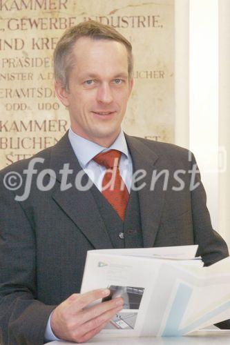                                Dr.Jürgen Walkenhorst von (aws) Austria Wirtschaftservice Vortrag am 8.November 2005 in der Wirtschaftskammer Steiermark Veranstaltung: gedanken.gut.geschützt - österreichisches patentamt