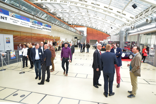 Das 11. ÖVM-Forum des Österr. Versicherungsmaklerrings wurde am 11. April 2018 im Linzer Design-Center mit über 600 Teilnehmer/innen eröffnet. 