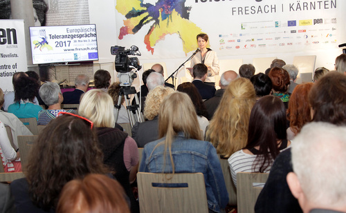 Der Unternehmerinnentag am 2. Juni bei den Europäischen Toleranzgesprächen im Bergdorf Fresach stand ganz im Zeichen der Freiheit in der Wirtschaft, Freihandel, Freie Märkte und Freiheit des Unternehmertums. Im Bild: INFINEON-CEO Sabine Herlitschka.