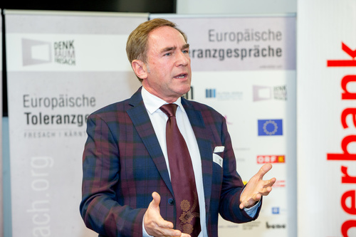 In der Oberbank Wien wurde am 15.1. das Programm der Europäischen Toleranzgespräche 2019 präsentiert. Im Bild: Superintendent Manfred Sauer.