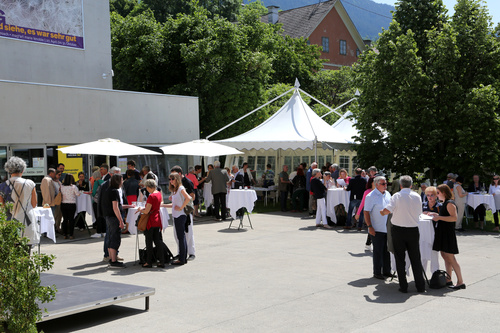 Europäische Toleranzgespräche, Eröffnungstag am 6. Juni 2019 im Kärntner Bergdorf Fresach. Im Bild: Bürgerdialog auf dem Museumsplatz.