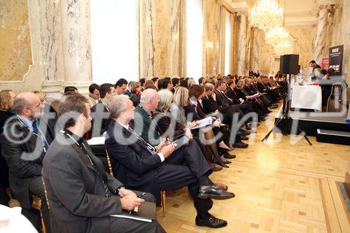 (C) fotodienst/Anna Rauchenberger - Wien, 13.11.2008 - 3. Forum Zukunft Der Arbeit: Trotz wirtschaftlich herausfordernder Zeiten bleibt der Fachkräftemangel in Österreich akut. Beim 3. Forum Zukunft der Arbeit diskutieren ExpertInnen, warum Zuwanderung ein Gewinn ist und wie sie zukünftig gesteuert werden sollte.