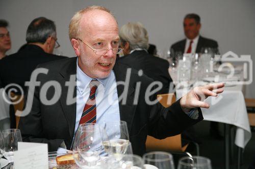 Die luxemburgisch-österreichische Gesellschaft und die luxemburgische Botschaft luden zu einem exklusiven Diner mit Sterneköchin Lea Linster ins Wiener Modul ein. Foto: Prof. G. Weber