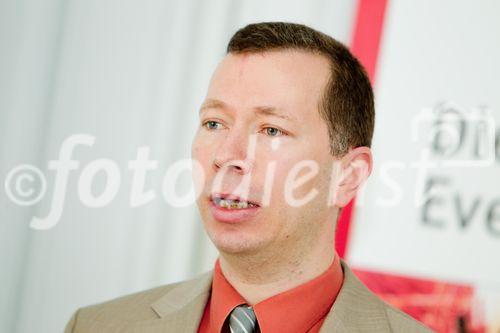 (C) fotodienst.at /Anna Rauchenberger  - Wien, 04.07.2011 – Heute wurde eien neue Studie zur Software und IT-Dienstleistungsbranche im Rahmen eines Pressegesprächs präsentiert. FOTO: Mag. Markus Klemen, Secure Business Austria Research,