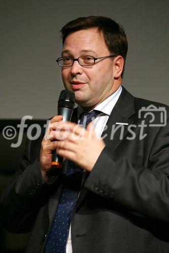 (C) fotodienst/Anna Rauchenberger - Wien, 16.10.2008 -  Der 'ebiz egovernment award 2008' zeigt die Möglichkeiten von Informationstechnologie (IT) bei der Neugestaltung von Geschäftsprozessen auf und stellt den Wandel des Wirtschaftens dar, der durch die Digitalisierung eintritt. FOTO: Christian Rupp (Bundeskanzleramt, Plattform Digitales Österreich)