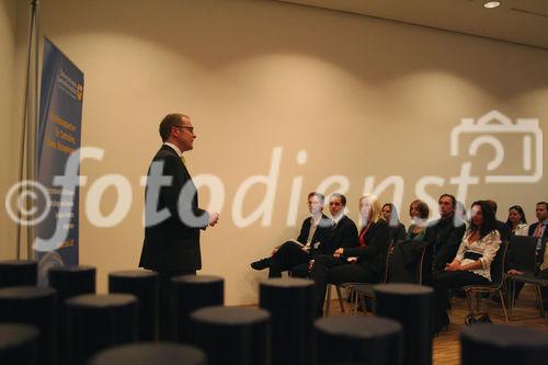 Controller-Diplome im Tagungszentrum des Schloß Schönbrunn überreicht von Mag. Bernd Kadic (ÖCI), 14.10.2008
