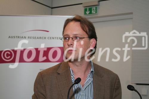 2. Nanoforum 2008, im Wiener Tech Gate, 13.10.2008, Donaucitystr.1, 1220 Wien, Dr. Harald Okorn-Schmidt, SEZ AG