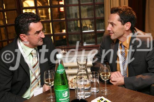 (C) fotodienst/Anna Rauchenberger - Wien, 08.10.2008 -  Vortrag 'Menschen-Spuren im Datenfluss -Hinter all unseren Dienstleistungen steckt der Mensch' von einem bekannten ORF-TV-Wirtschafts-Journalisten und Autor im Rahmen des IT//Lounge, Informatik Talk. 