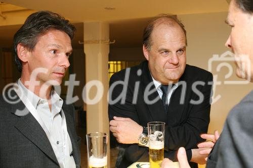 (C) fotodienst/Anna Rauchenberger - Wien, 08.10.2008 -  Vortrag 'Menschen-Spuren im Datenfluss -Hinter all unseren Dienstleistungen steckt der Mensch' von einem bekannten ORF-TV-Wirtschafts-Journalisten und Autor im Rahmen des IT//Lounge, Informatik Talk. 