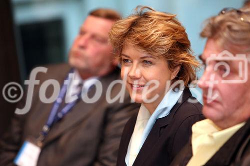 (C) fotodienst/Anna Rauchenberger - Wien, 07.10.2008 - Die I.M.Austria vergibt im Rahmen der access 2008 den IMA-Award 2007, der jedes Jahr eine Persönlichkeit aus Wirtschaft oder Politik für besondere Leistungen in der Österreichischen Messe-, Event- und Kongresswirtschaft auszeichnet. FOTO: Dr. Gabriele Zuna-Kratky (Direktorin des Technischen Museums Wien)