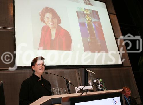 (C) fotodienst/Anna Rauchenberger - Wien, 07.10.2008 - Die I.M.Austria vergibt im Rahmen der access 2008 den IMA-Award 2007, der jedes Jahr eine Persönlichkeit aus Wirtschaft oder Politik für besondere Leistungen in der Österreichischen Messe-, Event- und Kongresswirtschaft auszeichnet. FOTO: Christine Marek (Staatsekretärin im Bundesministerium für Wirtschaft und Arbeit)