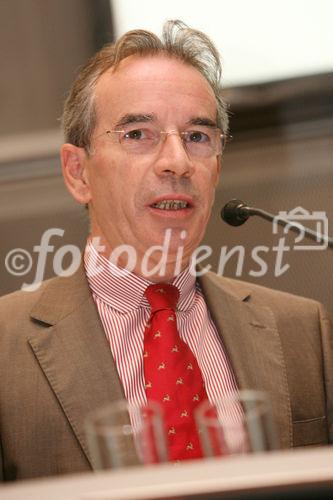 (C) fotodienst/Anna Rauchenberger - Wien, 07.10.2008 - Die I.M.Austria vergibt im Rahmen der access 2008 den IMA-Award 2007, der jedes Jahr eine Persönlichkeit aus Wirtschaft oder Politik für besondere Leistungen in der Österreichischen Messe-, Event- und Kongresswirtschaft auszeichnet. FOTO: Dir. Christian Mutschlechner (GF Vienna Convention Büro)