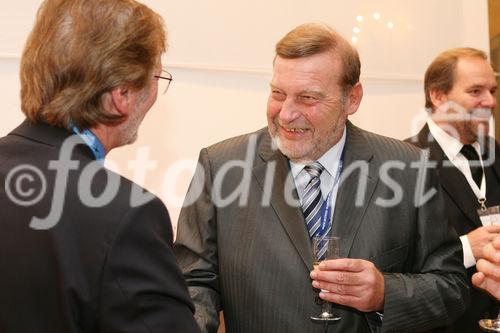 (C) fotodienst/Anna Rauchenberger - Wien, 07.10.2008 - Die I.M.Austria vergibt im Rahmen der access 2008 den IMA-Award 2007, der jedes Jahr eine Persönlichkeit aus Wirtschaft oder Politik für besondere Leistungen in der Österreichischen Messe-, Event- und Kongresswirtschaft auszeichnet. FOTO: Dir. Georg Lamp (Congress und Messe Innsbruck GmbH)