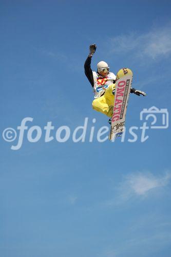 In Zürich treffen sich am freestyle-event die weltbesten freestyle-champions zum Wettbewerb.