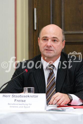 (c) Fotodienst/ Jan-Paul Kupser: Informationsveranstaltung 