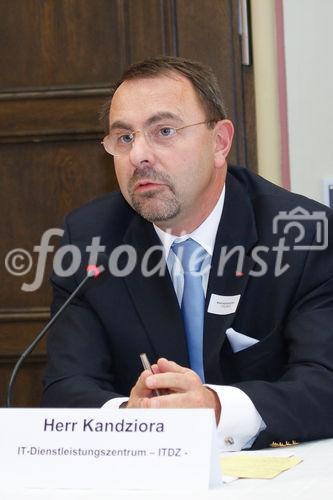 (c) Fotodienst/ Jan-Paul Kupser: Informationsveranstaltung 