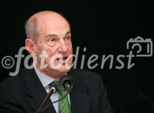 (C) fotodienst/Anna Rauchenberger - Wien, 26.9.2008 - Technisches Museum Wien: 50 Jahre Herzschrittmacher - Technik im Körper. FOTO: Univ.-Prof. Dr. Konrad Steinbach (Präsident Österreichischer Herzfonds)