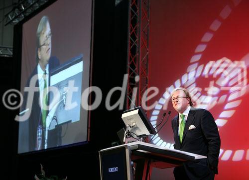 (C) fotodienst/Anna Rauchenberger - Wien, 24.9.2008 - Österreichische Medientage: Was kommt - was bleibt - Die Österreichische Medienlandschaft am Scheideweg: Die Medienlandschaft im Strukturwandel. Noch weiß niemand, welche Veränderungen nachhaltig und welche nur modisch sind. Hochkarätige Key Speaker und Teilnehmer diskutieren medienpolitische Aspekte, die mögliche mobile Revolution des TV, den Online-Boom und das Web 3.0. FOTO: Oliver Voigt (Verlagsgruppe NEWS)