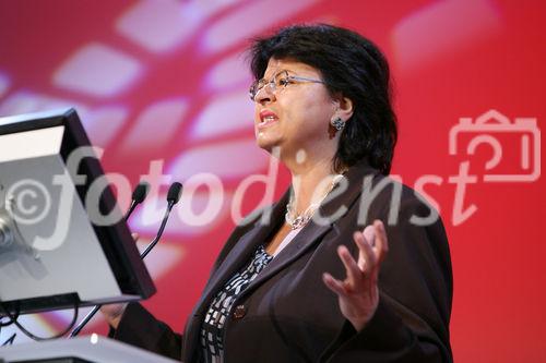 (C) fotodienst/Anna Rauchenberger - Wien, 24.9.2008 - Österreichische Medientage: Was kommt - was bleibt - Die Österreichische Medienlandschaft am Scheideweg: Die Medienlandschaft im Strukturwandel. Noch weiß niemand, welche Veränderungen nachhaltig und welche nur modisch sind. Hochkarätige Key Speaker und Teilnehmer diskutieren medienpolitische Aspekte, die mögliche mobile Revolution des TV, den Online-Boom und das Web 3.0. FOTO: Renate Brauner (Vizebürgermeisterin der Stadt Wien)