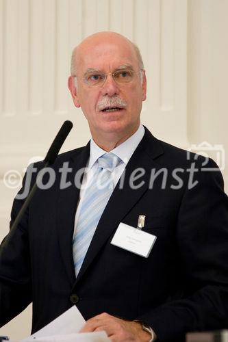 Jörg Lennardt, Vizepräsident Bundesverband Deutscher Unternehmensberater e.V. (BDU),
ExperConsult Wirtschaftsförderung und Investitionen GmbH & Co. KG, Dortmund