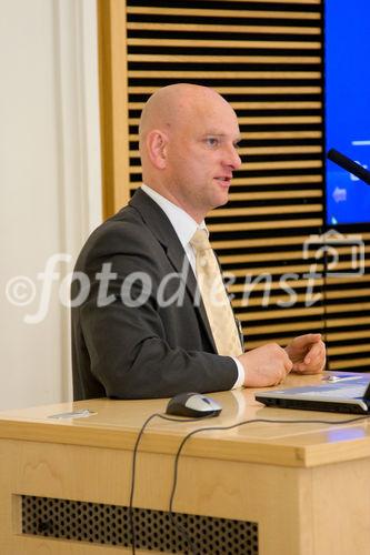 Dr. Marc Evers, Deutscher Industrie- und Handelskammertag e.V. (DIHK),Berlin
Leiter des Referates Mittelstand und Existenzgründung