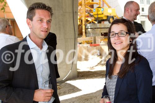 (C) fotodienst.at / Anna Rauchenberger - Wien, am 28.06.2011 - Anfang des Jahres wurde im Arsenal im 3. Wiener Gemeindebezirk mit der Errichtung einer neuen Probebühne für die Wiener Staatsoper begonnen. Heute, am 28. Juni 2011, fand die offizielle Gleichenfeier statt.