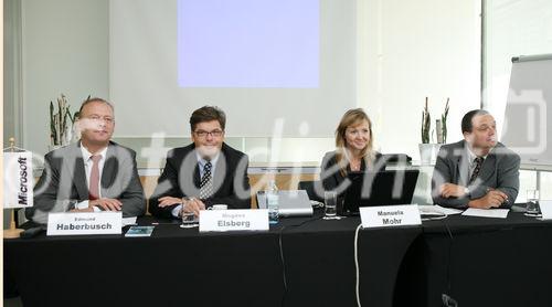 (C) fotodienst/Anna Rauchenberger - Wien, 9.9.2008 - Microsoft startet die Markteinführung von Microsoft Dynamics AX 2009 in Österreich. Bei der Entwicklung wurde der Anwender in den Mittelpunkt gestellt. FOTO v.l.: Edmund Haberbusch (Geschäftsleitung Produktmanagement & Technik. ACP Holding Österreich GmbH), Mogens Elsberg (General Manager Microsoft Dynamics Enterprise Resource Planning, Microsoft Corporation), Manuela Mohr (Produkt Managerin Microsoft Dynamics ERP, Microsoft Österreich), Herbert Koczera (Pressesprecher Produkte, Microsoft Österreich)