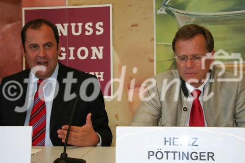 Auszeichnung neuer Genussregionen in Oberösterreich.FOTO v.li: Josef Pröll (Landwirtschaftsminister), Heinz Pöttinger (Gf Pöttinger Landtechnik)(C)fotodienst/imanufaktur