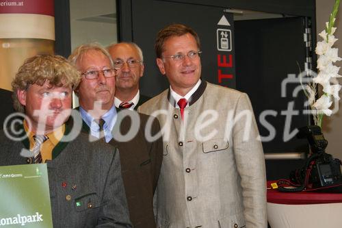 Auszeichnung neuer Genussregionen in Oberösterreich. FOTO v.re: Heinz Pöttinger (Geschäftsführer Pöttinger Landtechnik) (C)fotodienst/imanufaktur