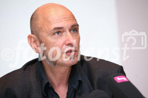 (C) fotodienst/Anna Rauchenberger - Wien, 22.08.2008 - VAP - Der Verein für Anti-Piraterie der Film- und Videobranche - fordert nachhaltigen Schutz der  österreichischen Kreativen und Unternehmen. FOTO: Dr. Werner Müller (Geschäftsführer des Fachverbands der Film- und Musikindustrie, Generalsekretär des VAP)