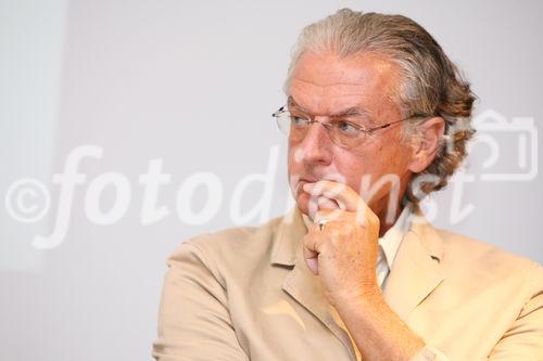 (C) fotodienst/Anna Rauchenberger - Wien, 22.08.2008 - VAP - Der Verein für Anti-Piraterie der Film- und Videobranche - fordert nachhaltigen Schutz der  österreichischen Kreativen und Unternehmen. FOTO: Ferdinand Morawetz (Walt Disney Studios Motion Pictures, Austria, Präsident des VAP).