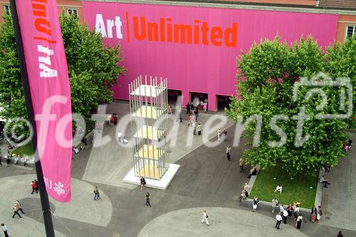 The Art in Basel. Exhibition-Center. Ausstellungs- und Messegelände 