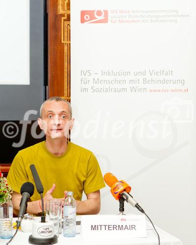 (C) fotodienst.at / Anna Rauchenberger - Wien, am 16.06.2011 - Die soeben gegründete Interessensvertretung sozialer Dienstleistungsunternehmen für Menschen mit Behinderung (IVS Wien) will auf dringenden Handlungsbedarf in der Wiener Behindertenpolitik aufmerksam machen und neue Impulse setzen. Im Rahmen einer Pressekonferenz im Café Landtmann wurde die Frage 'Ist das Angebot der Wiener Behindertenhilfe noch zeitgemäß?' erörtert. FOTO: Robert Mittermair, Vorstandssprecher IVS Wien und GF Verein LOK Leben ohne Krankenhaus.