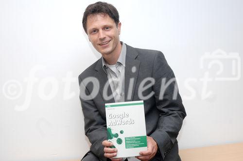 Autor Alexander Beck präsentiert neues Google AdWords Fachbuch
Foto: Alexander Beck (Online-Marketing Berater, AdWords Spezialist)
©fotodienst/Nadine Bargad