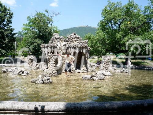 Pittoresker Brunnen im Kurstädtchen Pyatigorsk nahe des Flughafens Mineralnye Vody.