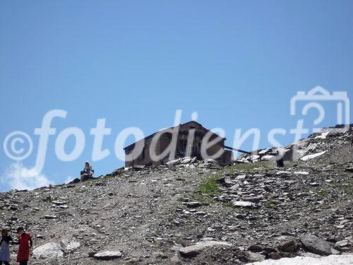 Mitarbeiter der Nachrichtenagentur pressetext haben am 22. Juli den 5.642 m hohen Kaukasus-Gipfel Elbrus bestiegen und die Entwicklung der Region nach der Olympia-Entscheidung für Sotschi untersucht.