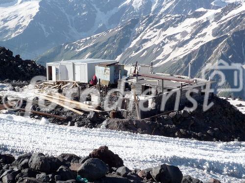 Mitarbeiter der Nachrichtenagentur pressetext haben am 22. Juli den 5.642 m hohen Kaukasus-Gipfel Elbrus bestiegen und die Entwicklung der Region nach der Olympia-Entscheidung für Sotschi untersucht.