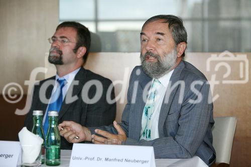 (C) fotodienst/Anna Rauchenberger - Wien, 17.07.2008 - Zweiter P-AIR Presseclub zum Thema: Wenn dem Kind die Luft wegbleibt - Kinder, Asthma und Umweltbelastungen. FOTO: Univ.-Prof. Dr. Manfred Neuberger (Leiter der Abteilung für Allgemeine Präventivmedizin, Medizinische Universität Wien)
