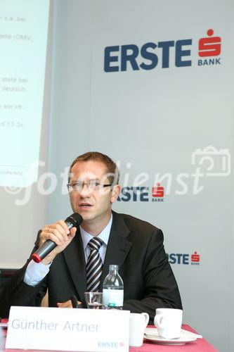 (C) fotodienst/Anna Rauchenberger - Wien, 14.07.2008 - Laut Erste Bank Analysten bewegt sich der ATX im sehr attraktiven Bereich, allerdings erwartet man noch Nachwehen der Finanzkrise noch im Q3 2008. FOTO: Günther Artner (Co-Head of CEE Equity Research der Erste Bank)