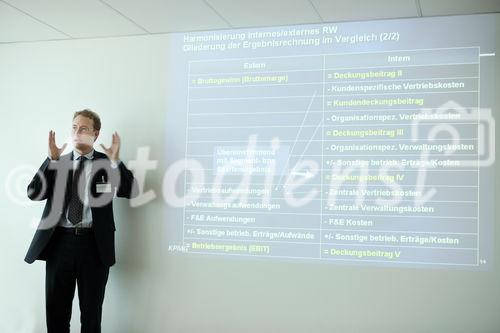 (C) fotodienst/Anna Rauchenberger - Wien, 23.06.2008 - Am 23.Juni fand ein ÖCI Karriereforum zum Thema 'IFRS & Controlling - Wieviel IFRS brauchtIhr Controlling?' statt. . Mehr als 75 interessierte Finanzfachleute kamen ins Österreichische Controller-Institut (ÖCI), um sich eingehend über das Thema zu informieren. FOTO: Christian Engelbrechtsmüller, KPMG Alpentreuhand