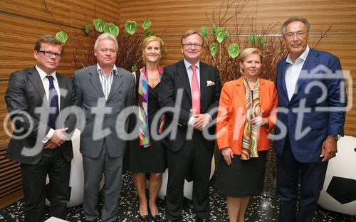 (C) fotodienst/Anna Rauchenberger - Wien, 23.06.2008 - Pressekonferenz zu den Österreichischen Medientagen und der Medienmesse, die im September stattfinden werden. FOTO v.l.: Dr. Claus Hofer (Geschäftsführer des ZIT, Zentrum für Innovation und Technologie), Mag. Michael Himmer (Organisator der Österreichischen Medientage), Petra Reifeltshammer (Leiterin der Medienmesse), Oliver Voigt (Verlagsgruppe NEWS), KR Brigitte Jank (Präsidentin der Wirtschaftskammer Wien), Hans-Jörgen Manstein (Manstein Verlag)