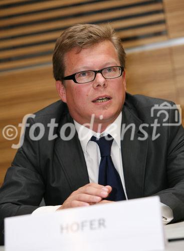 (C) fotodienst/Anna Rauchenberger - Wien, 23.06.2008 - Pressekonferenz zu den Österreichischen Medientagen und der Medienmesse, die im September stattfinden werden. FOTO: Dr. Claus Hofer (Geschäftsführer des ZIT, Zentrum für Innovation und Technologie)