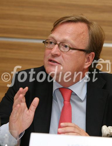 (C) fotodienst/Anna Rauchenberger - Wien, 23.06.2008 - Pressekonferenz zu den Österreichischen Medientagen und der Medienmesse, die im September stattfinden werden. FOTO: Oliver Voigt (Verlagsgruppe NEWS)